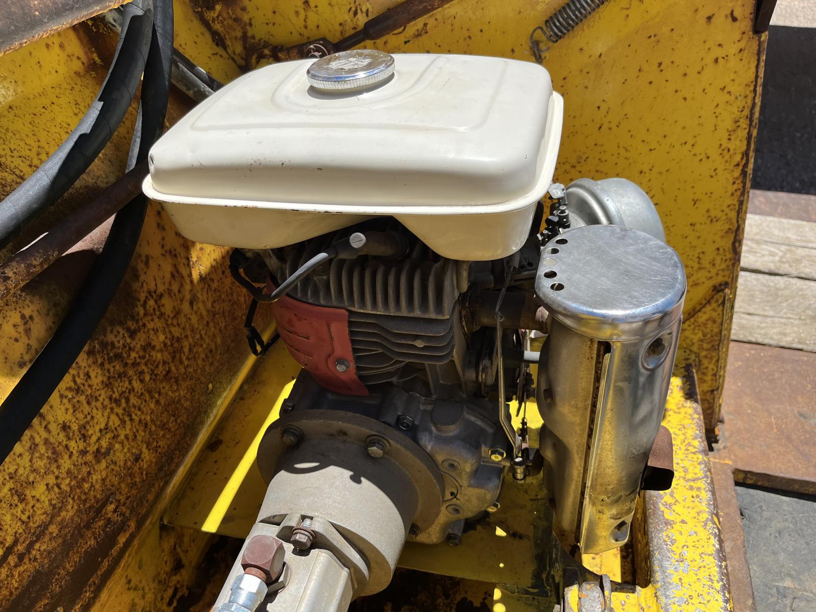 ./imagenes/INVOICE/2019/17451/LOWBOY TRAIL KING TK120HDG (71).JPG